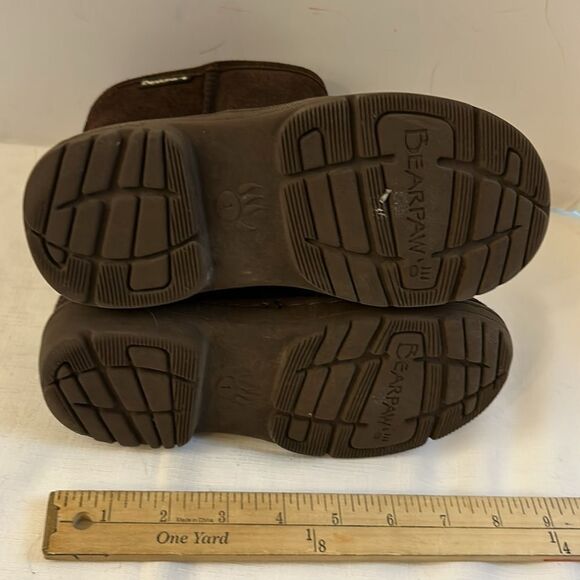 Bearpaw brown boots size 1 - Picture 9 of 9
